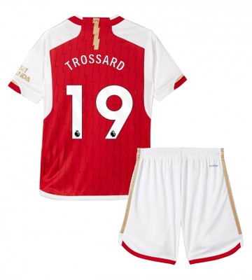 Arsenal Leandro Trossard #19 Replika Babytøj Hjemmebanesæt Børn 2023-24 Kortærmet (+ Korte bukser)